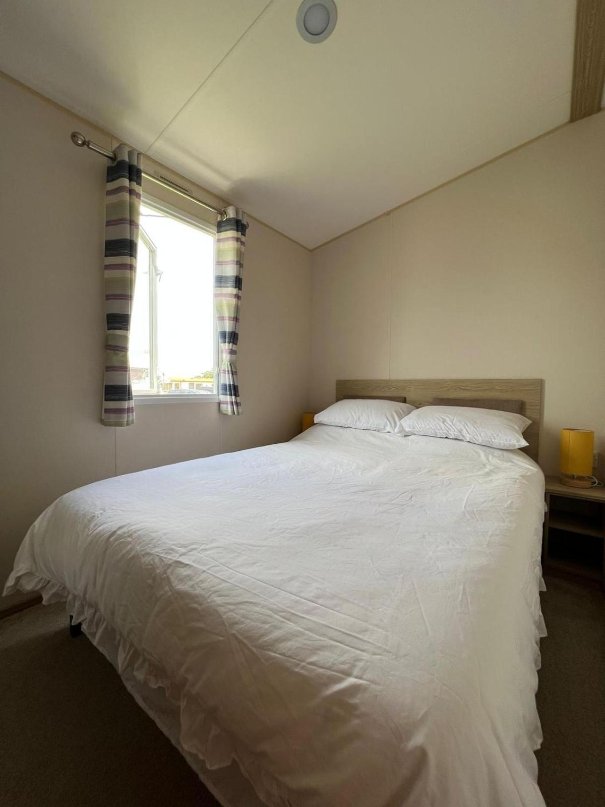 Luxurious Three Bedroom Caravan Jaywick Sands Bagian luar foto