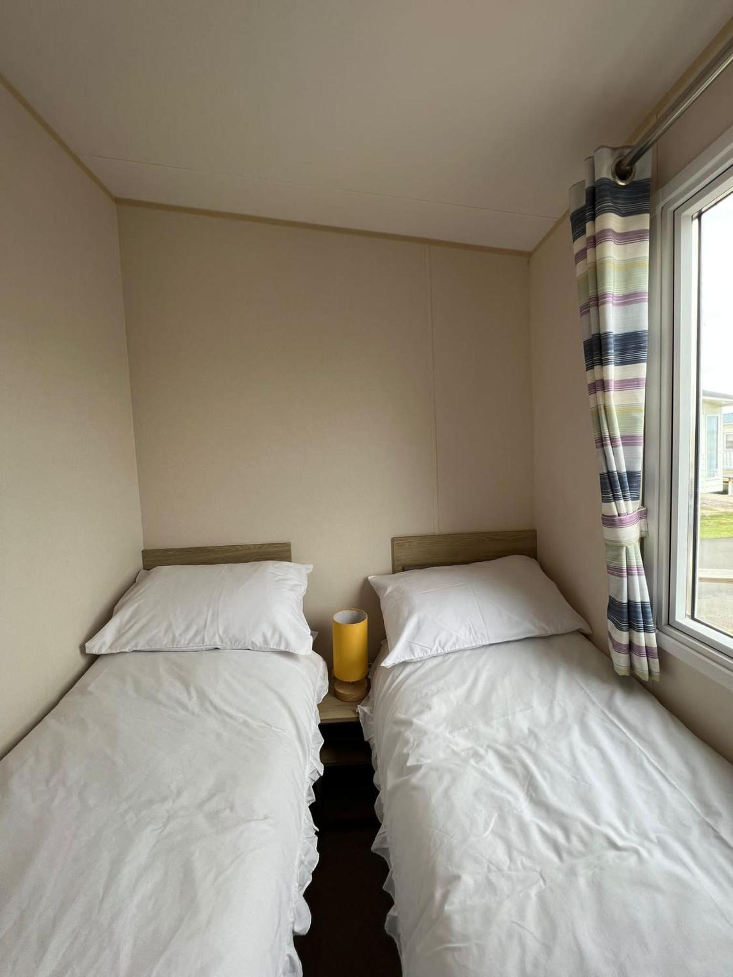 Luxurious Three Bedroom Caravan Jaywick Sands Bagian luar foto